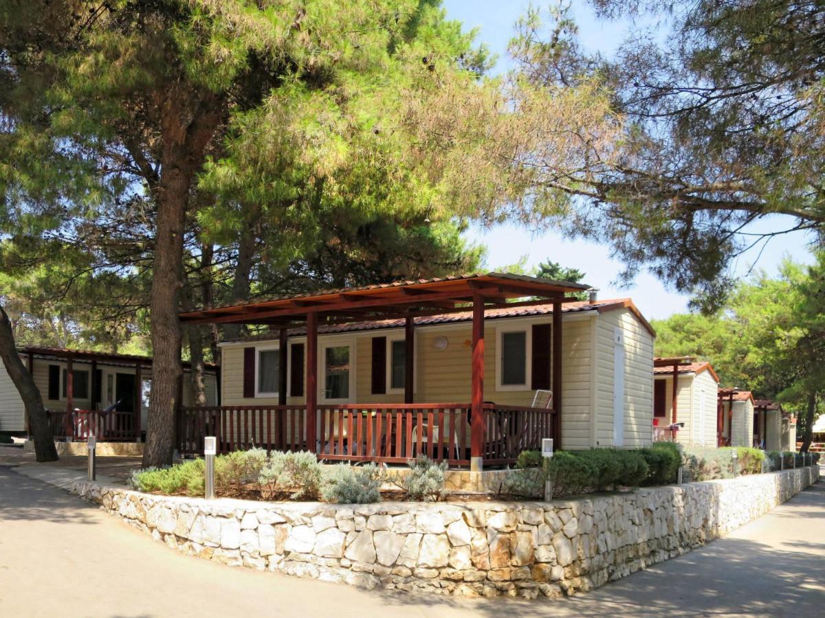 Holiday Home Camp Rozac - Tgr215 Trogir Extérieur photo